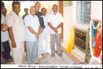 30.04.1995 Sri K. Krishna Das Prl. A. G. unveils the Workshop tablet. Dr D. K. Menon, Director, NIMH and others look on, click here to see large picture.